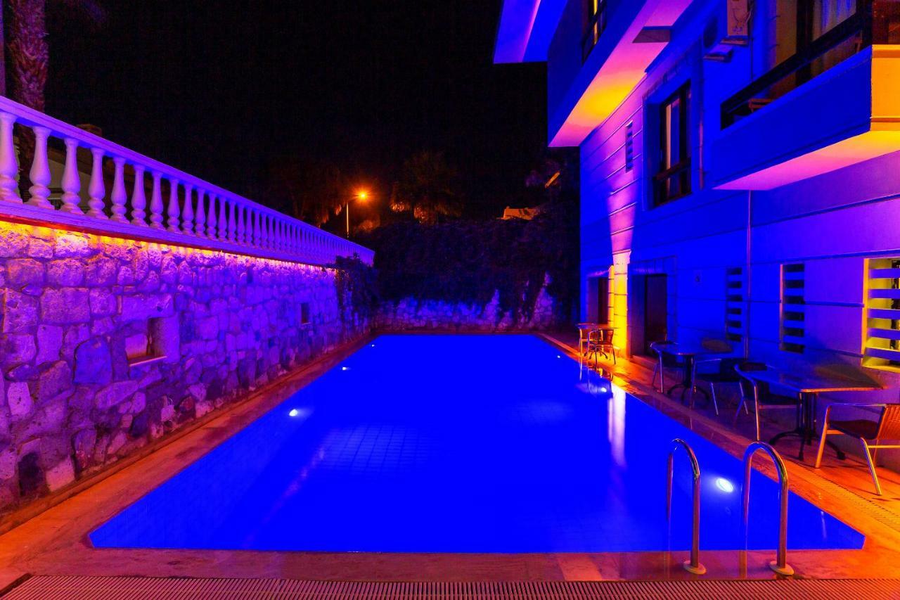 Kabasakal Otel Кешме Экстерьер фото